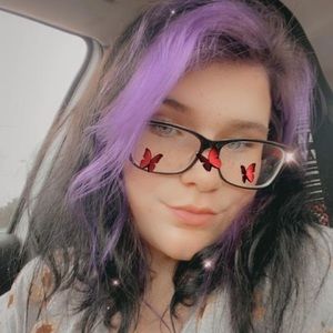 Meet your Posher, Janelle